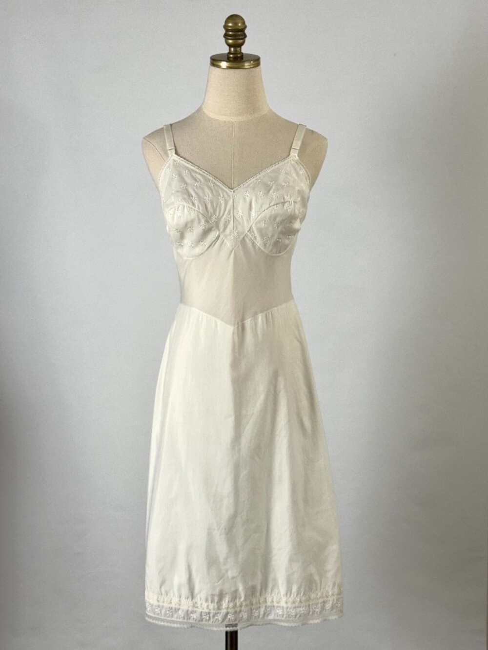 Vtg 50s 60s Full Slip Dress 34" Bust Embroidered Bows Lace Trim Elastic Cream